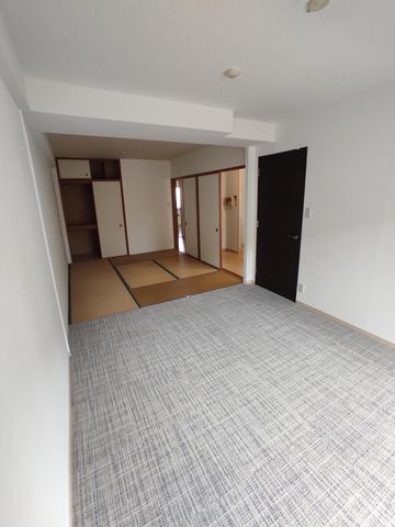 �É������Îs�V��c�� �̒��Ã}���V�����̂��̑�����