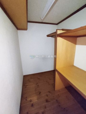 �É������Îs����F �̒��Ã}���V�����̃o���R�j�[