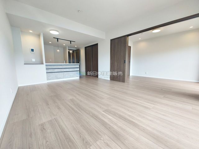�É����c���S���쒬�m�c �̒��Ã}���V�����̃��r���O