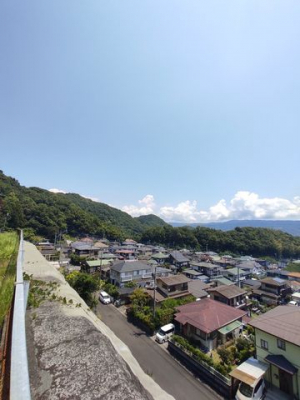 �É����ɓ��̍��s�k�]�� �̓y�n�̌��n�y�n�ʐ^