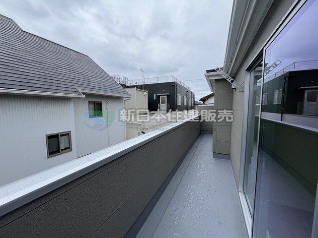 �É������Îs���͌��� �̐V�z��ˌ��Ẵg�C��