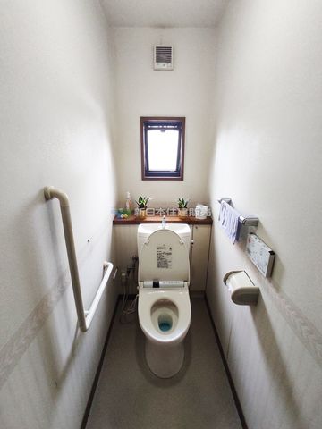 �É�������s���� �̒��È�ˌ��Ẵg�C��