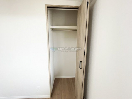�É������Îs��y�� �̒��Ã}���V�����̎��[
