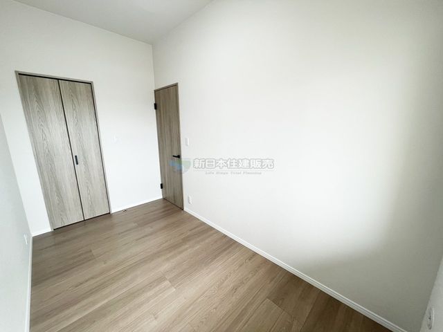 �É������Îs��y�� �̒��Ã}���V�����̎��[