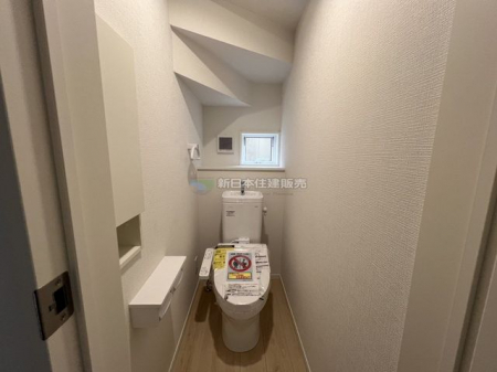 �É����x���S���������� �̐V�z��ˌ��Ẵg�C��
