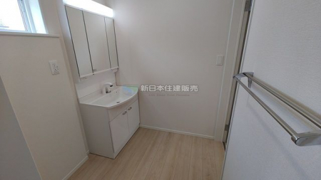 �É����c���S���쒬�ԋ{ �̐V�z��ˌ��Ă̐��ʑ�E���ʏ�