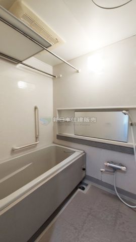 �É����O���s�����u �̒��Ã}���V�����̗���