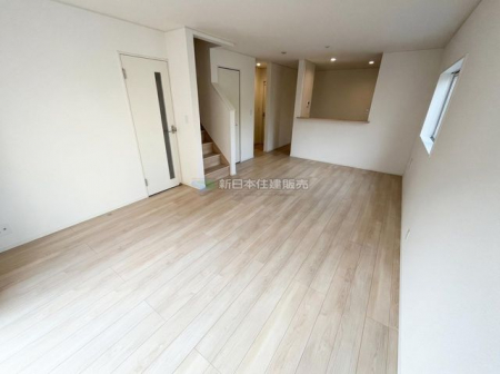 �É������Îs��c�� �̐V�z��ˌ��Ẵ��r���O
