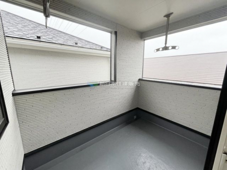 �É������Îs������ �̐V�z��ˌ��Ẵo���R�j�[