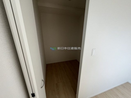 �É������Îs�{���� �̐V�z��ˌ��Ă̎��[