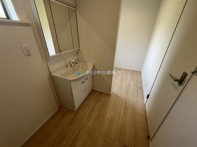 �É������Îs�{���� �̐V�z��ˌ��Ă̐��ʑ�E���ʏ�