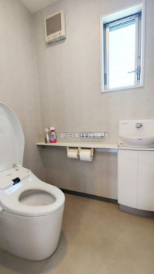 �É����ɓ��̍��s��m �̒��È�ˌ��Ẵo���R�j�[