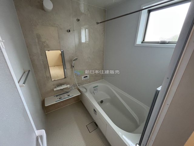 �É����x���S���������q�̐V�z��ˌ��Ă̗���