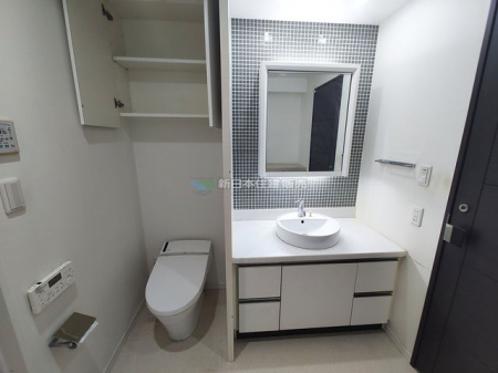 �É������Îs��蒬1���ڂ̒��Ã}���V�����̌���