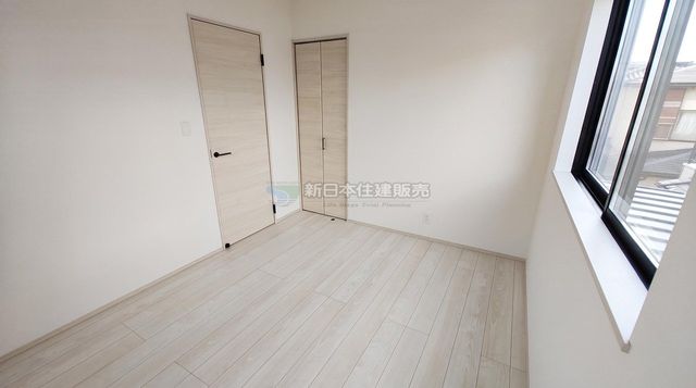 �É������Îs�剪 �̐V�z��ˌ��Ẵo���R�j�[