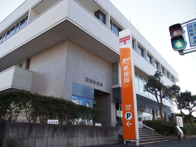 �É������Îs���F�� �̐V�z��ˌ��Ă̎��ӊ�