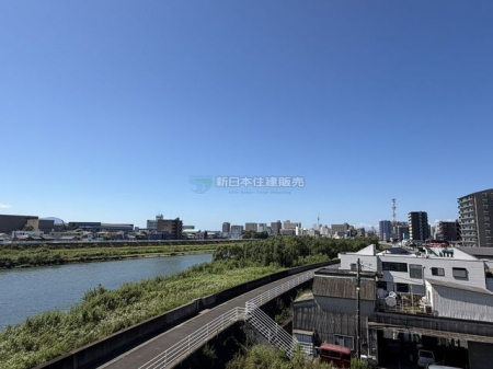 �É������Îs���� �̒��Ã}���V�����̎��ӊ�