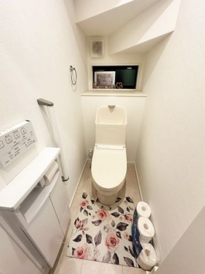 �É������Îs������ �̒��È�ˌ��Ẵg�C��